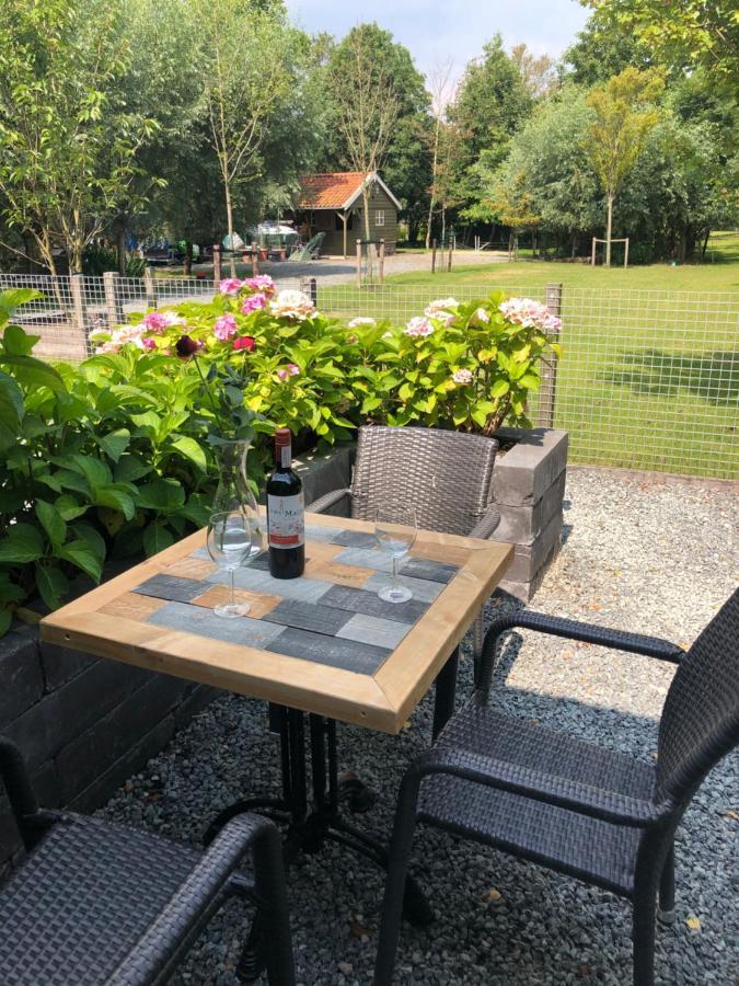 Flora'S B&B Landsmeer Zewnętrze zdjęcie